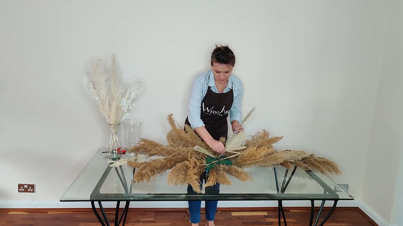 Dried Flowers Arrangement Salon Wall Welcome Sign How to do DIY Kit