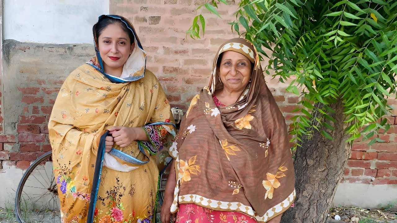 New Suit Pehn liya || Neighbors ki tarf gya 😲