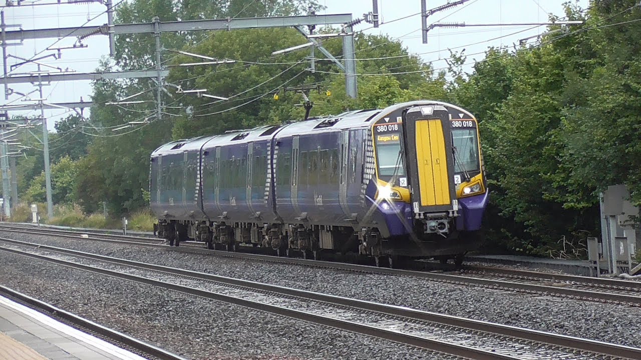 Trains at: Hillington East - IC Line - 23/8/18