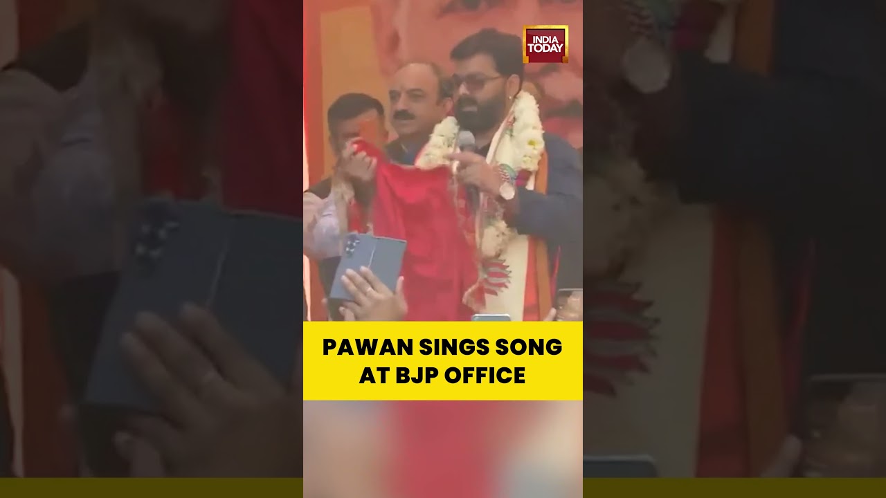 Actor-Singer Pawan Singh Sings Song at Delhi BJP Office During Makar Sankranti Celebrations