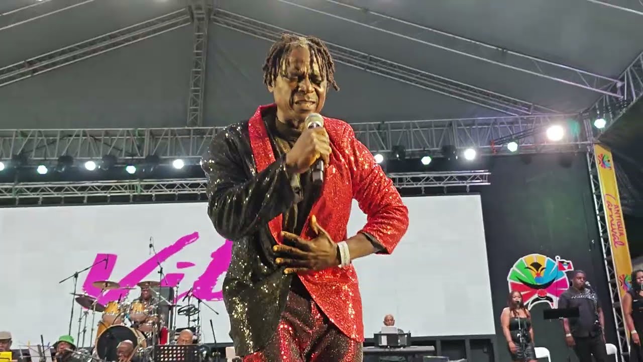 De Bear @ Calypso Monarch 2025