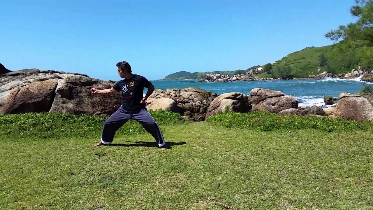 KIHAP HYUNG na praia da Barra, SC
