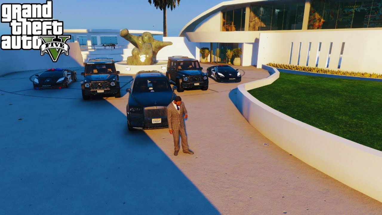 Franklin Arrives in a Rolls Royce Convoy to His $100,000,000 Mega Mansion!