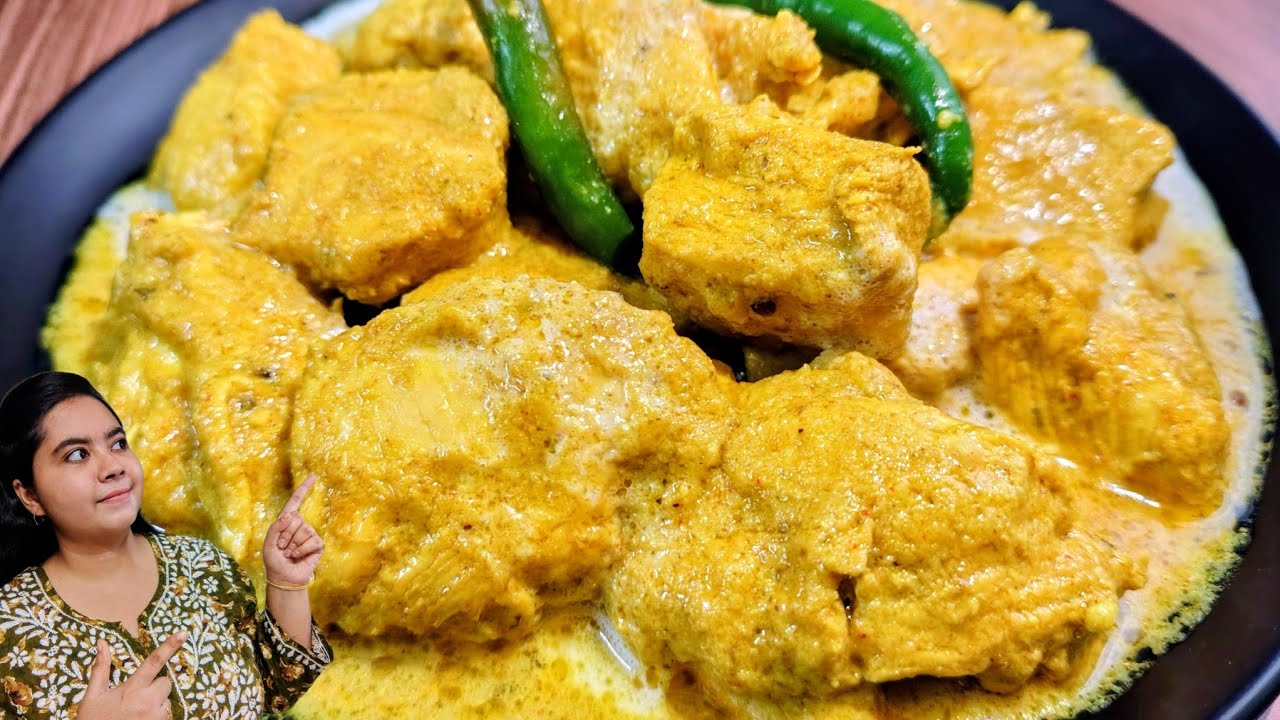 ঘরে বানানো ফ্রেশ ক্রিম দিয়ে বানিয়ে ফেলুন চিকেন মাখানি মশলা | Easy Chicken Makhani Masala At Home 