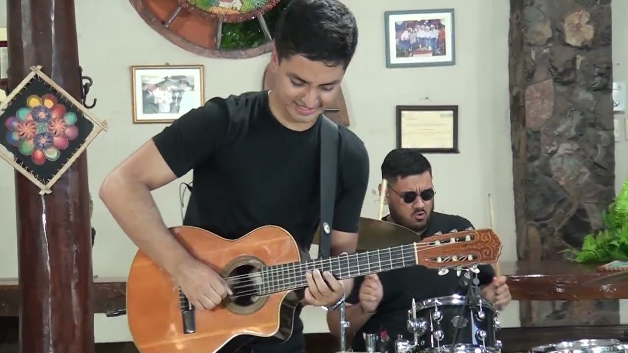 SELECCIÓN DE REQUINTO - Gustavito Lezcano/Peñeando (VIVO)