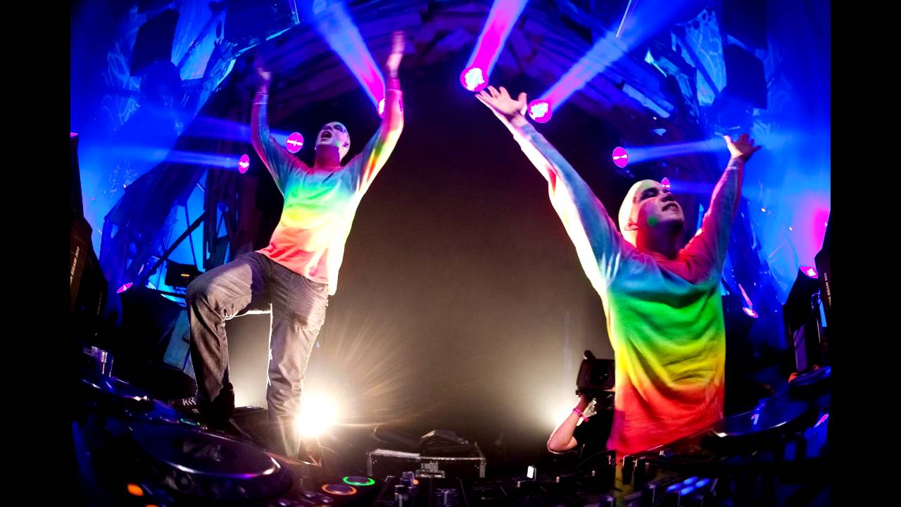 Noisecontrollers @ Qlimax 2009 [Full Liveset]