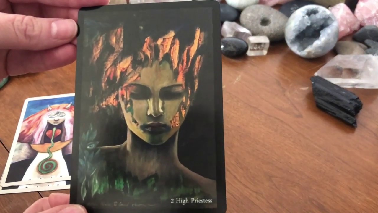 Diving into the Pholarchos Tarot: Part 1 The Majors