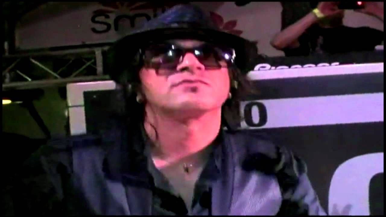 EIFFEL 65 - MOVE YOUR BODY 2011 Live Concept HD