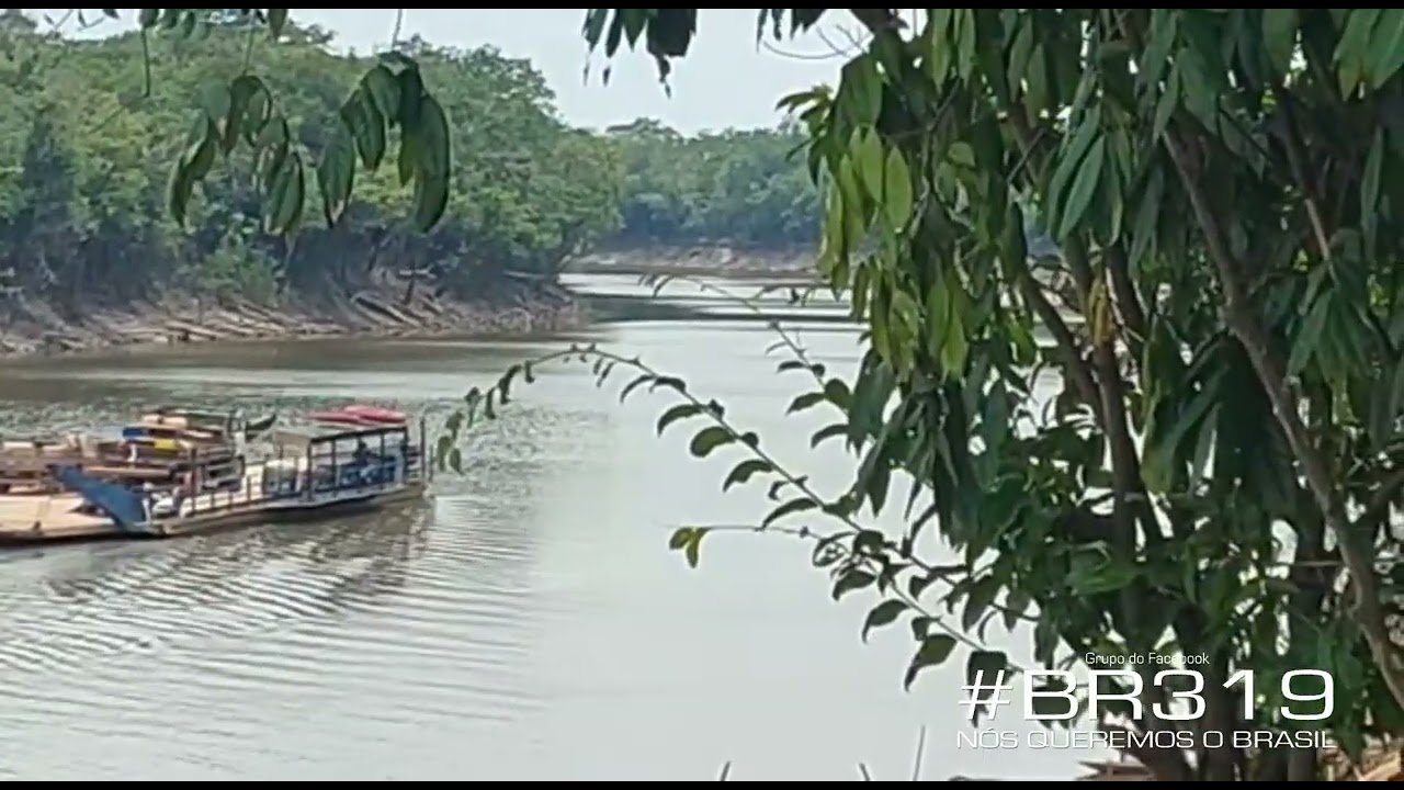 Balsa que vai fazer a travessia Rio Curu&ccedil;&aacute;. BR-319.