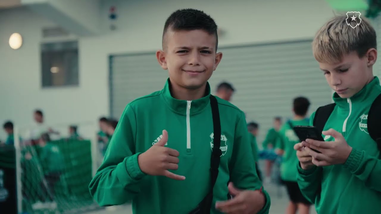 OUR ARIS FAMILY | How kids support ARIS first team