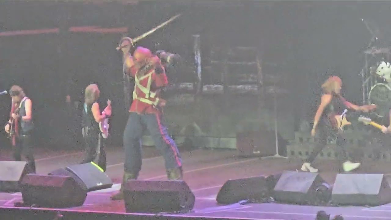 Iron Maiden - The Trooper