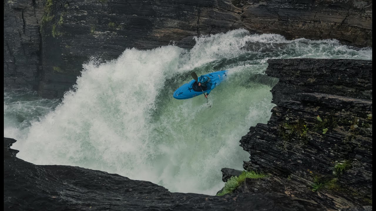 Whitewater kayaking vlog 22 - Susna with the boys!