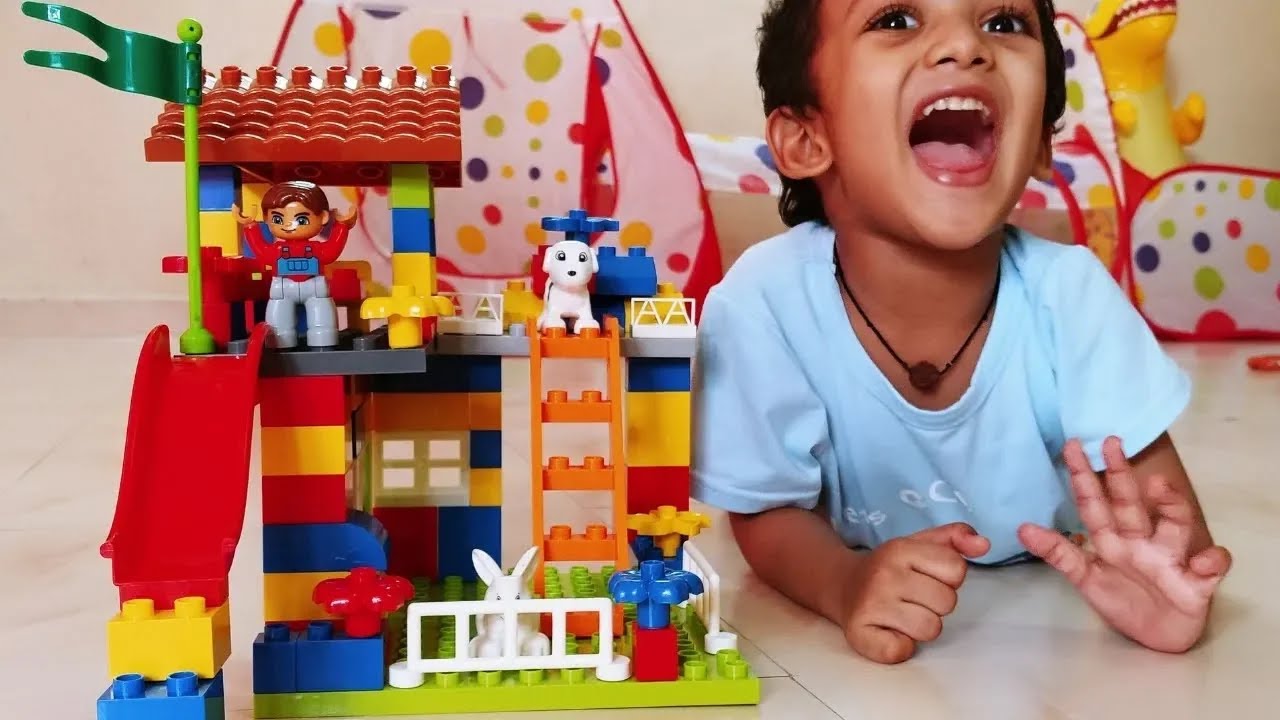 Kid Cucudus Building a Lego House | Building Blocks Videos for kids
