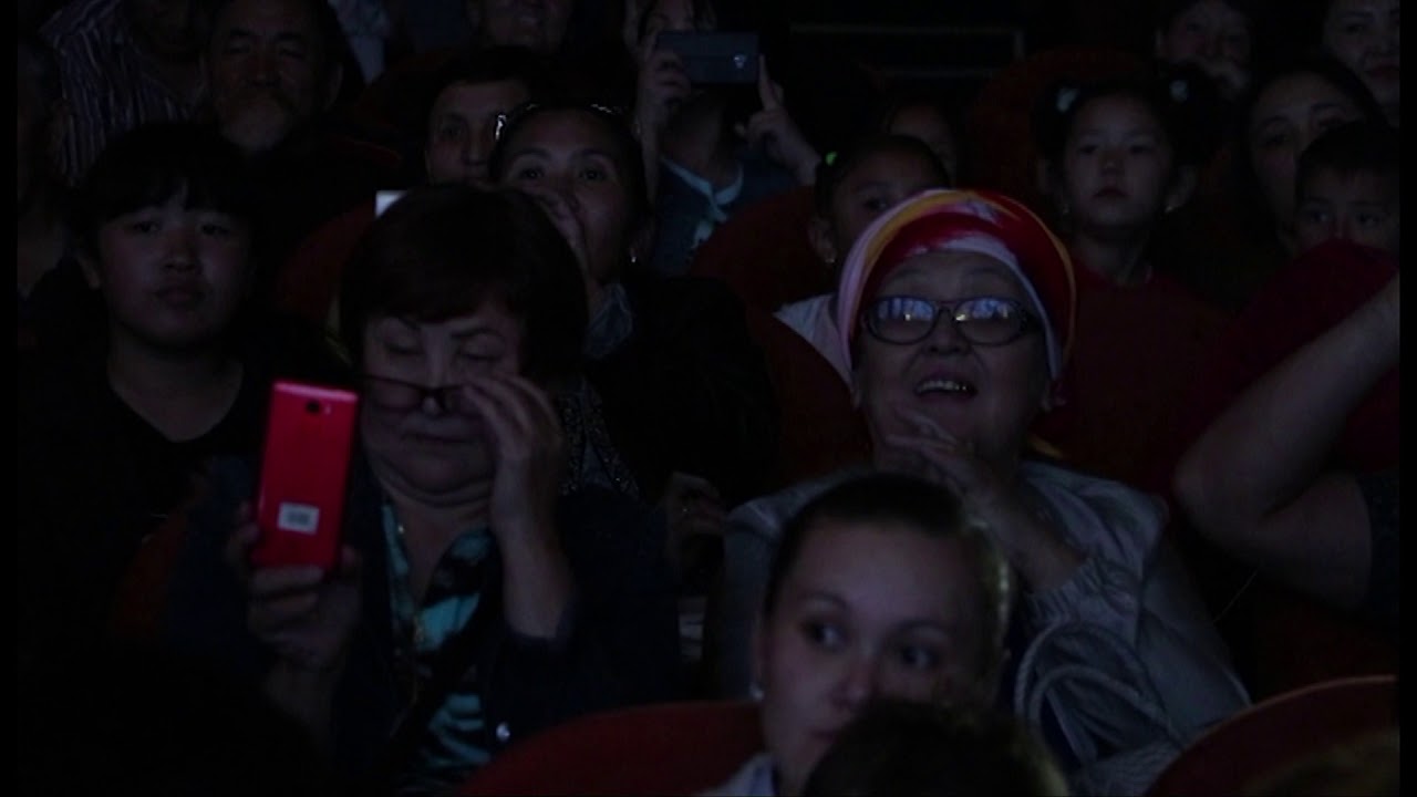 Өзбек биі, Аяла би тобы. 174 мектеп гимназиясы.