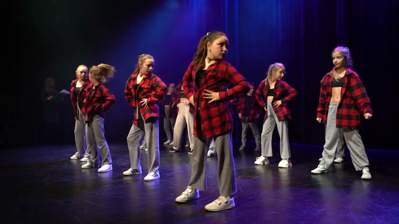 Wigilijne Pląsy 2022 ADeeM Hip Hop 7 11 lat debiut