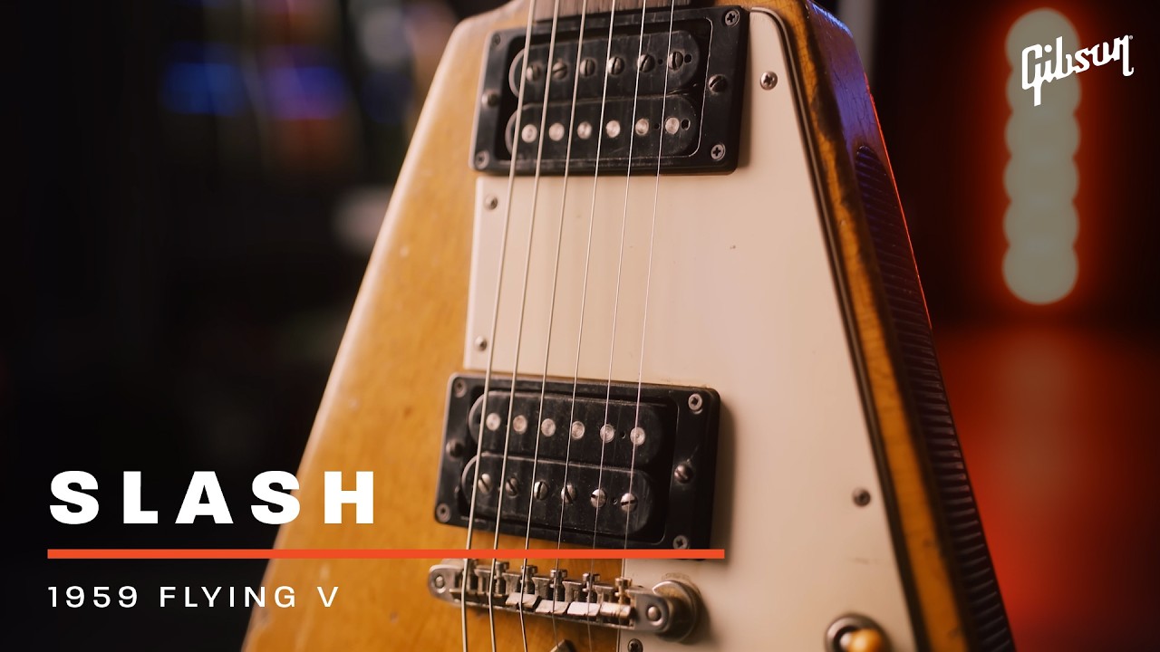 Slash shows Mark Agnesi his ultra-rare 1959 Gibson Flying V