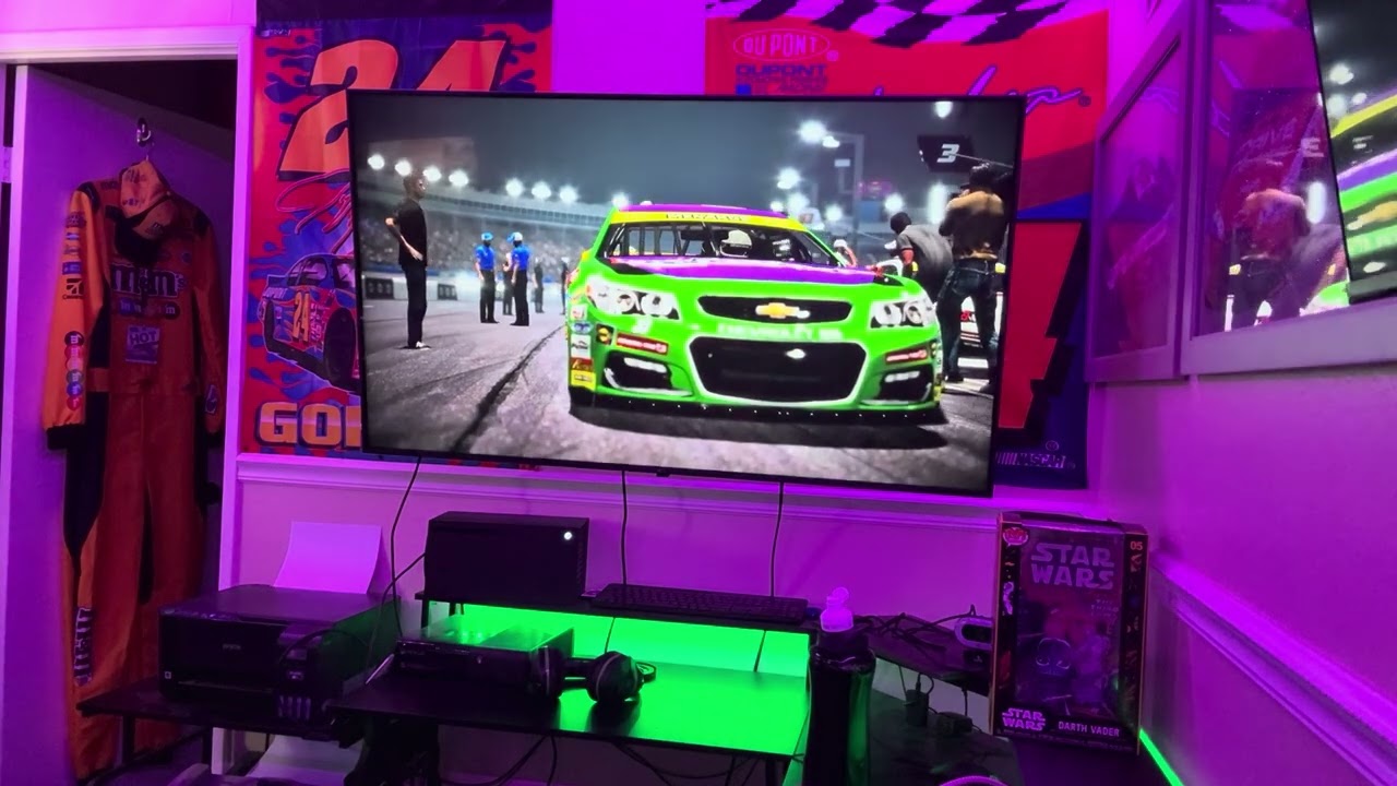 NASCAR 25 Career mode part 2 tough day at phoenix 