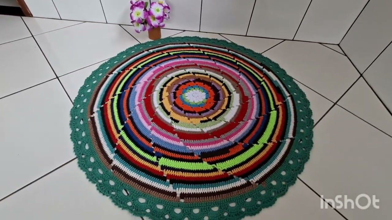 Tapete redondo de crochê com sobras! 