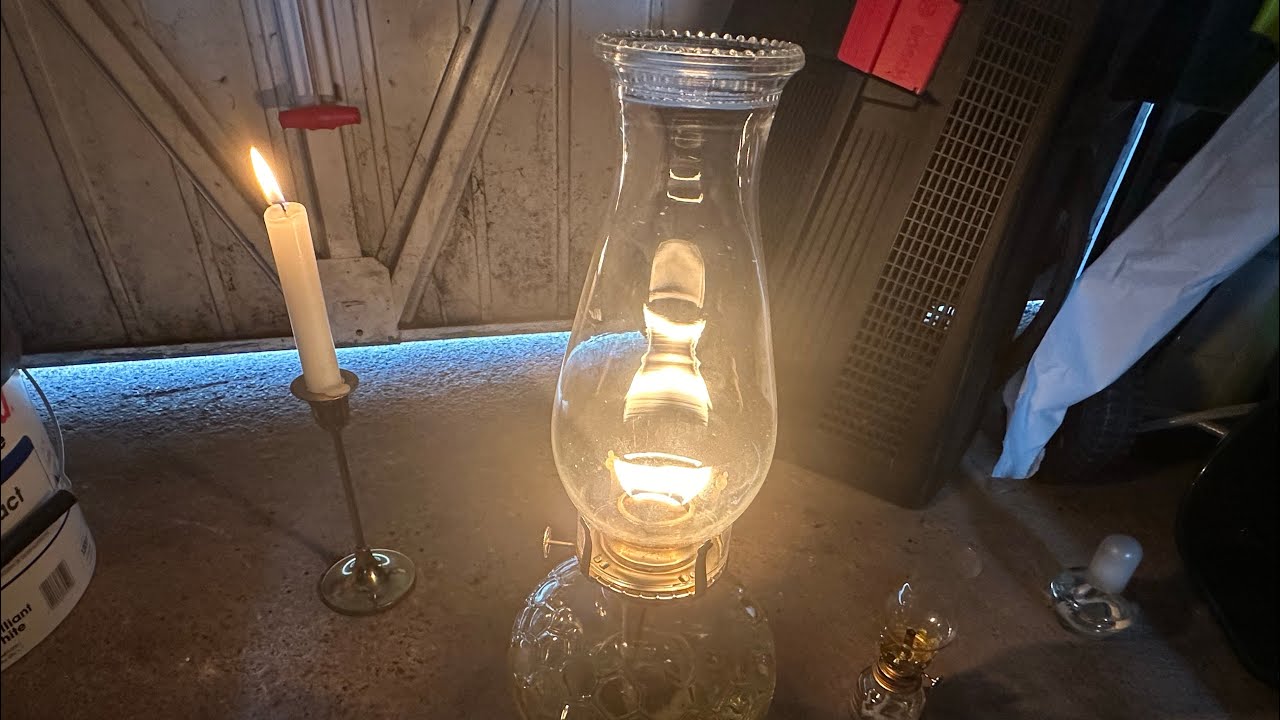 Flat wick oil lamp 2