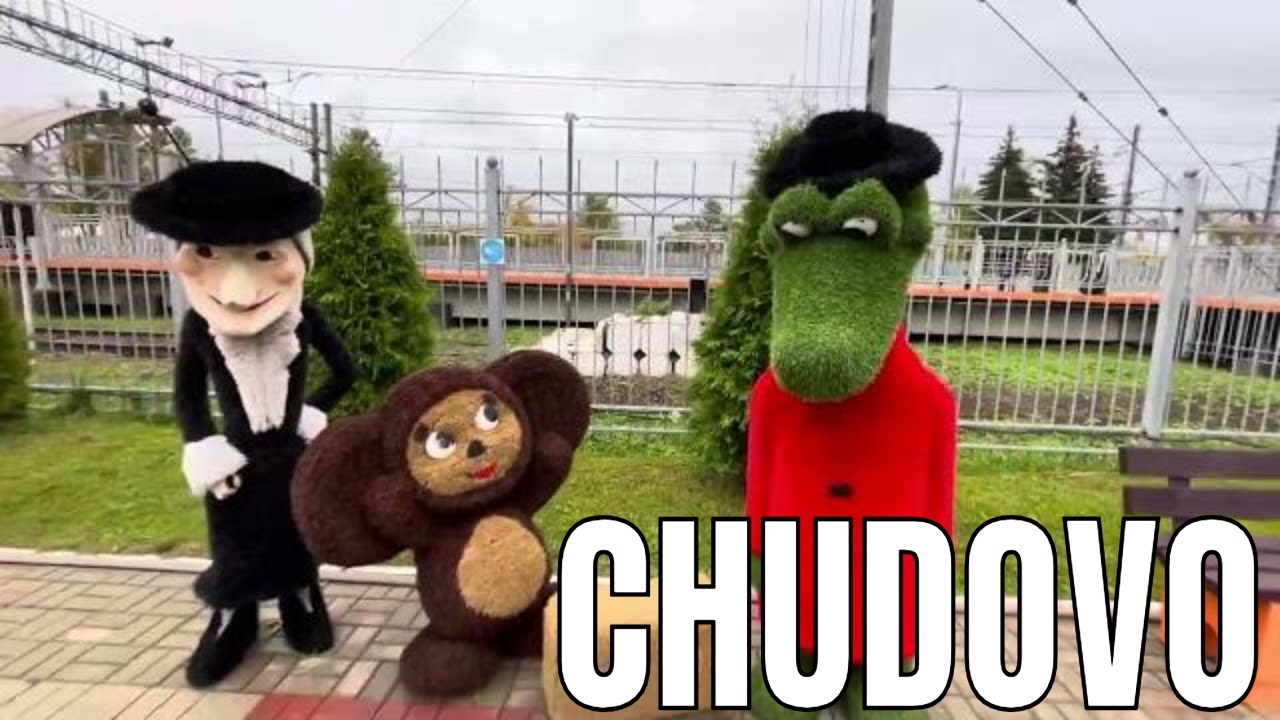 Small Town in Russia, &rsquo;Chudovo&rsquo; Railways (Cheburshka!)