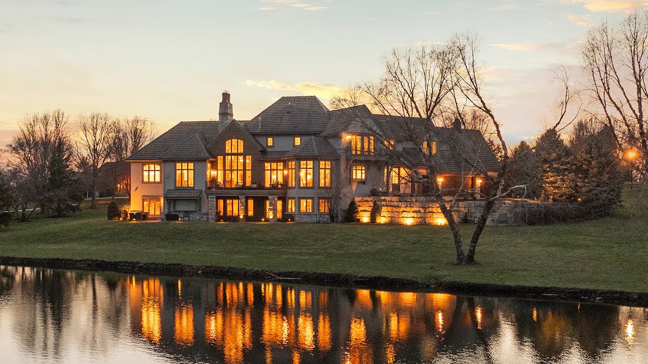 Drone Tour | 10413 Howe Ln | Leawood, KS
