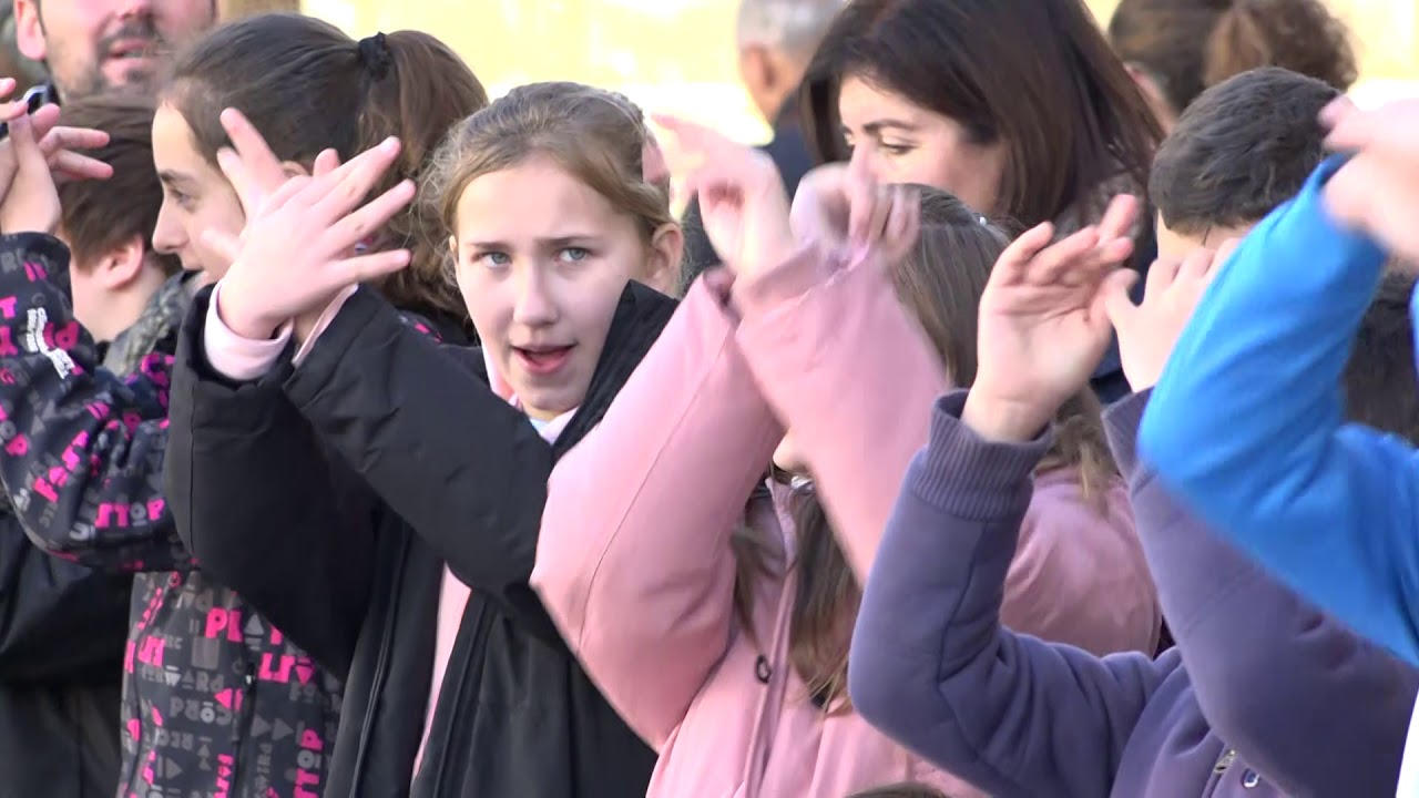 Un año más, el CEIP Santiago Apóstol celebra el Día de la Paz y la No Violencia.
