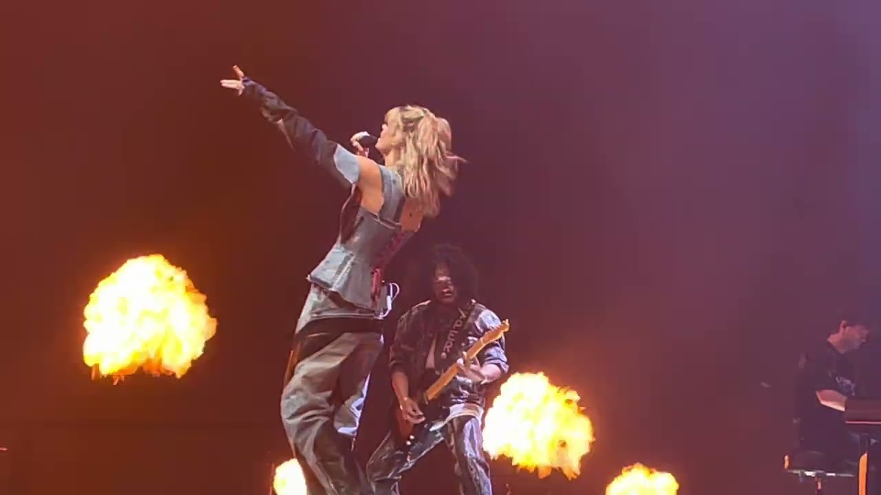 DAVINA MICHELLE - NO ANGEL HYPER CONCERT 2022 (LIVE @ AHOY , ROTTERDAM)