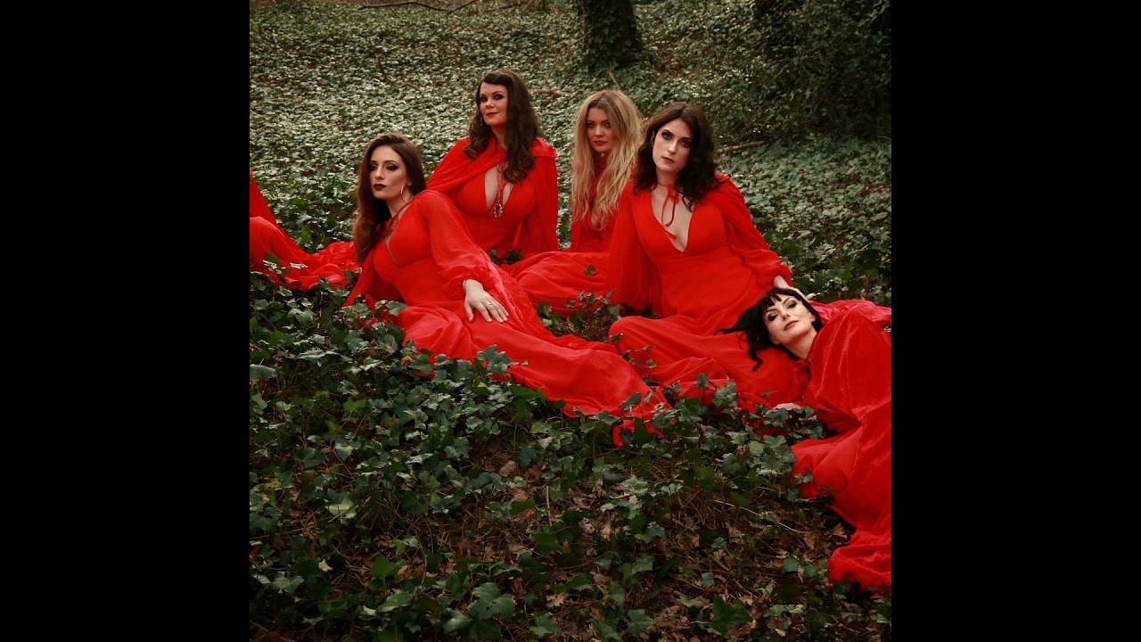 Episode 178 - Mediaeval Baebes Christmas Music