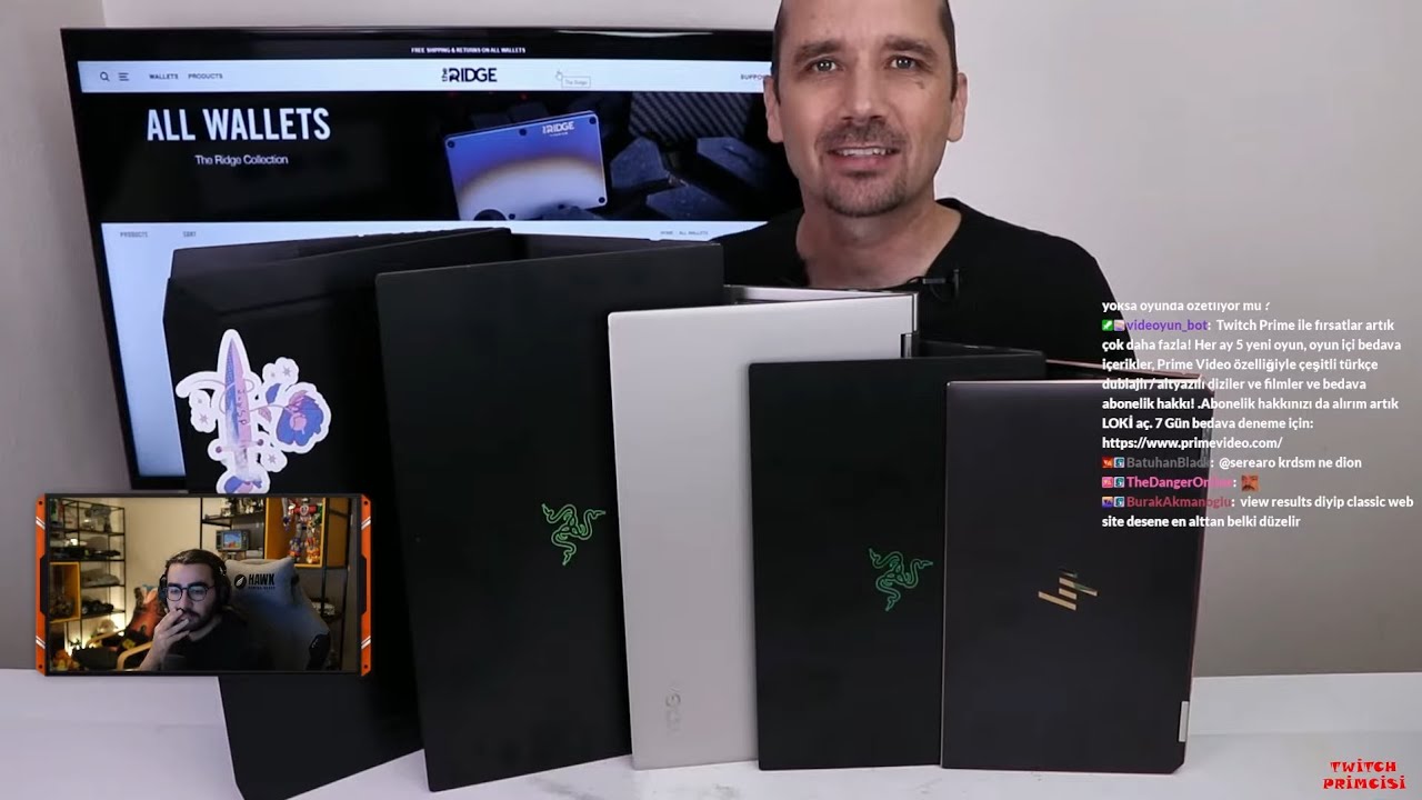 Videoyun- Bozuk Laptoplara 2500$ Verip Tamir Etmeye Çalışan Adamı İzliyor