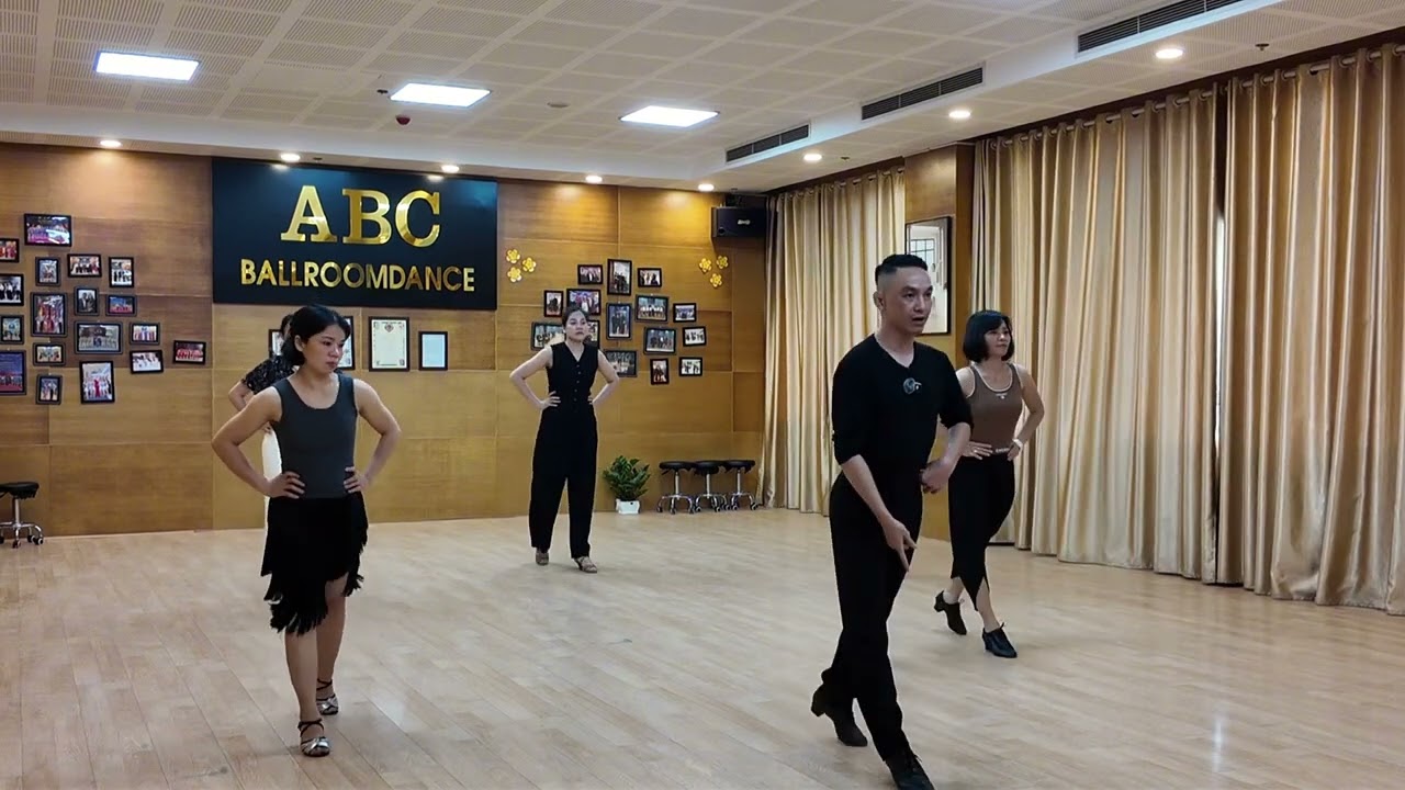 SAMBA BOUNCE ÁP DỤNG VÀO BƯỚC ĐƠN GIẢN ĐỂ TẬP VỚI HỌC VIÊN TRUNG NIÊN
