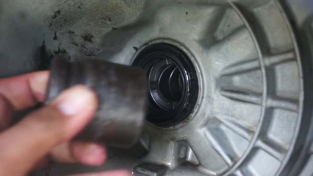 tutorial / DIY. Cara-cara nak ganti drive shaft oil seal ( part 2/2 )