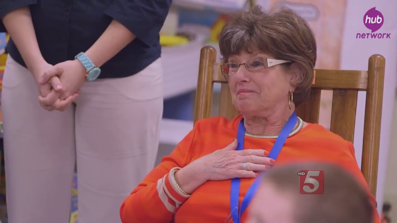 Video Goes Viral Of MNPS Teacher's Retirement After 41 Years