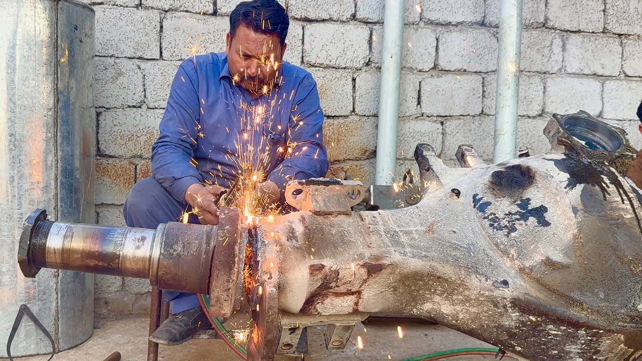 Truck Axle Tube Cracks Mid-Journey: A Shocking Roadside Failure