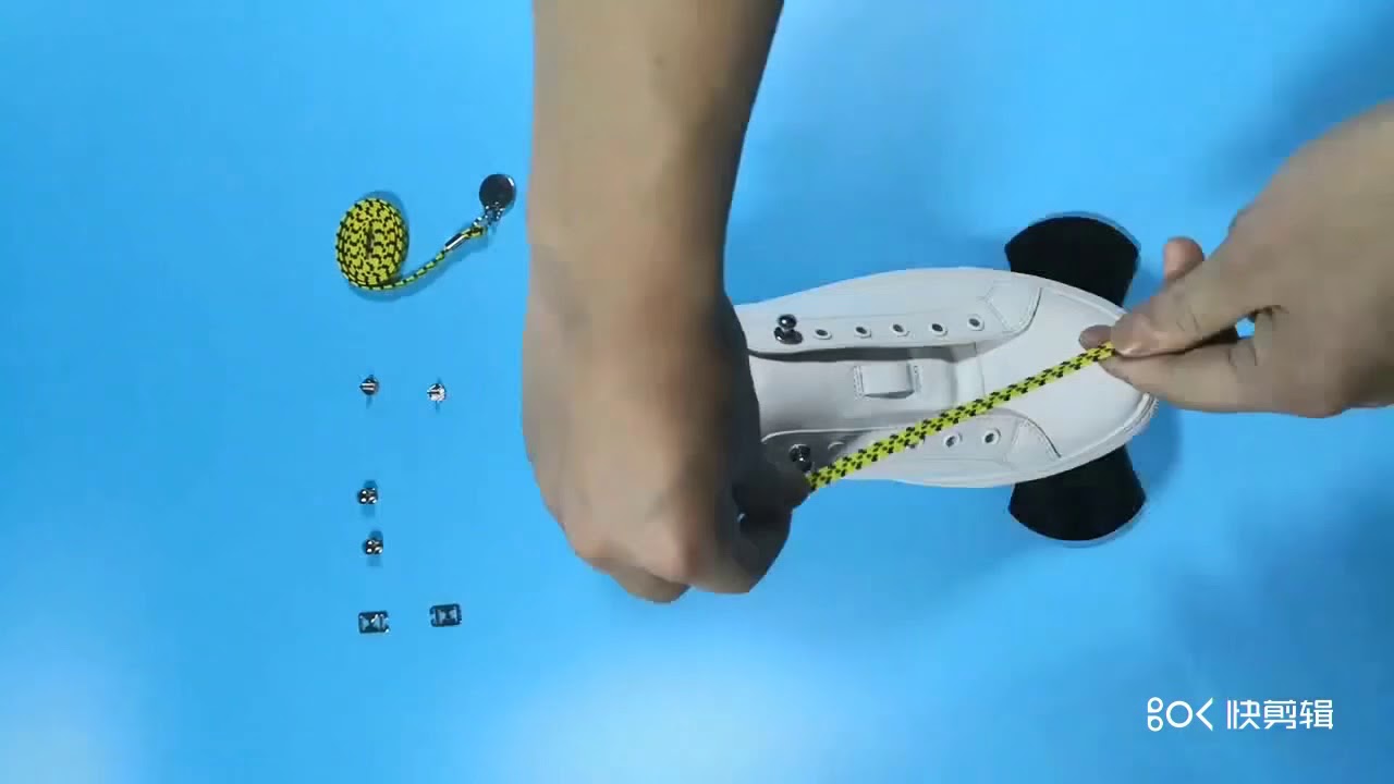 Lazy shoelaces