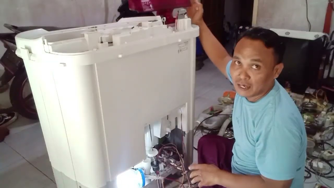 Dasar dasaran cara mencopot  tabung pengering, semoga bermanfaat, #fyp #tutorial #serfismesincuci