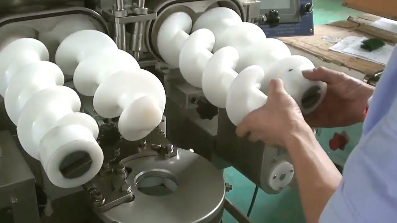 Tutorial guide how to install automatic encrusting machine for Cookies dumplings breads etc