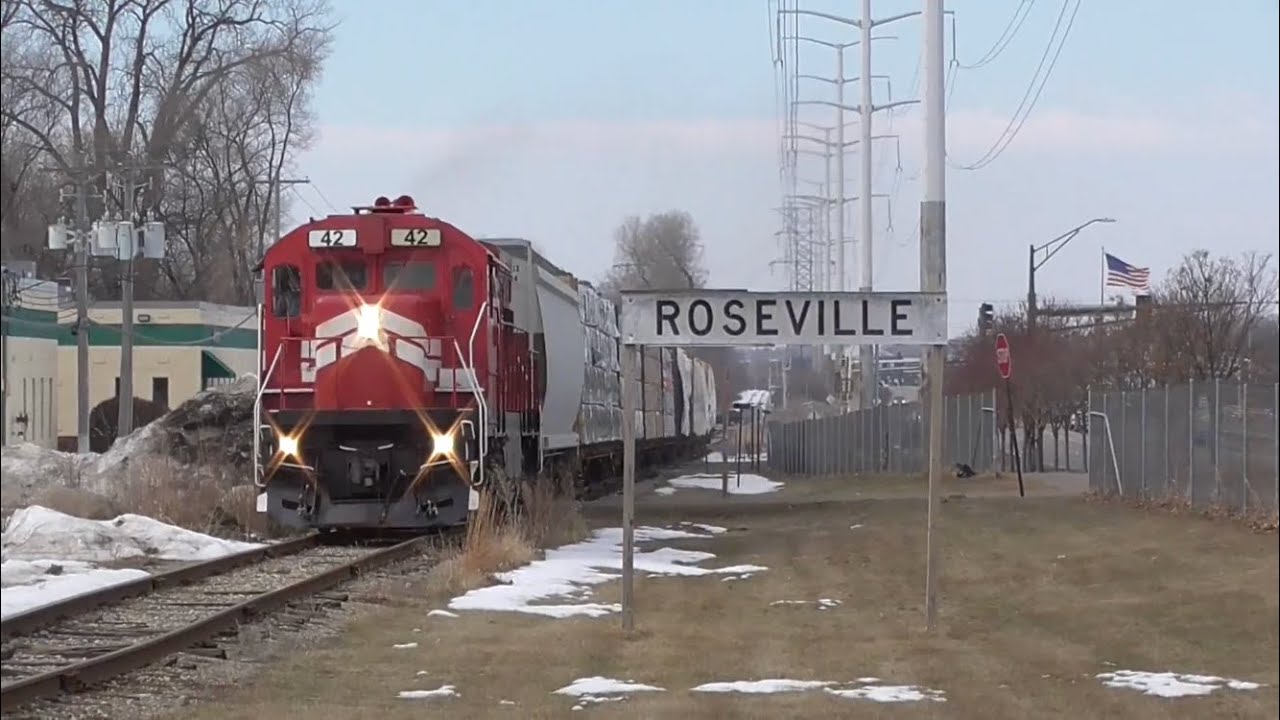 One of a kind SF30B pulls the MNNR Hugo Job