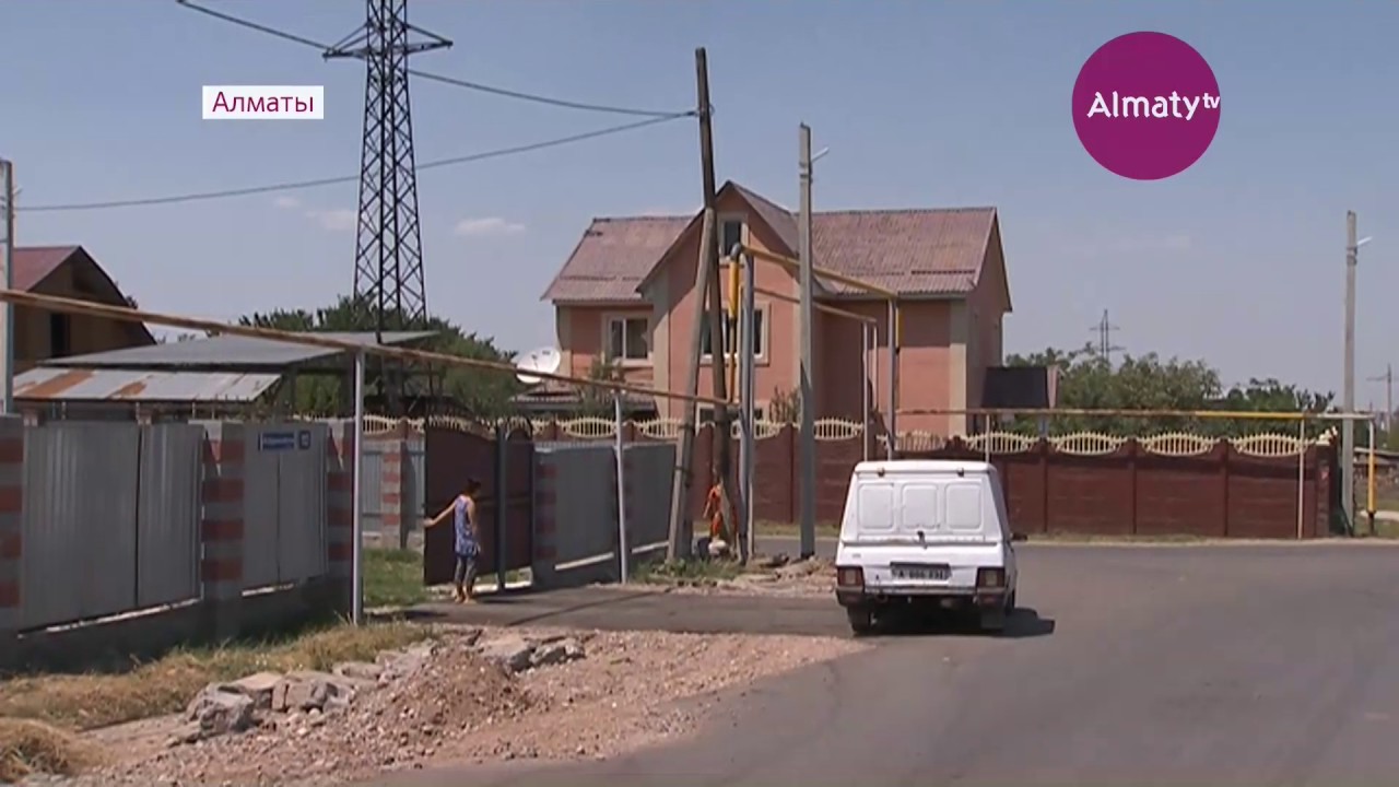 Жители м-на Калкаман в Алматы несколько месяцев остаются без питьевой воды (27.07.17)