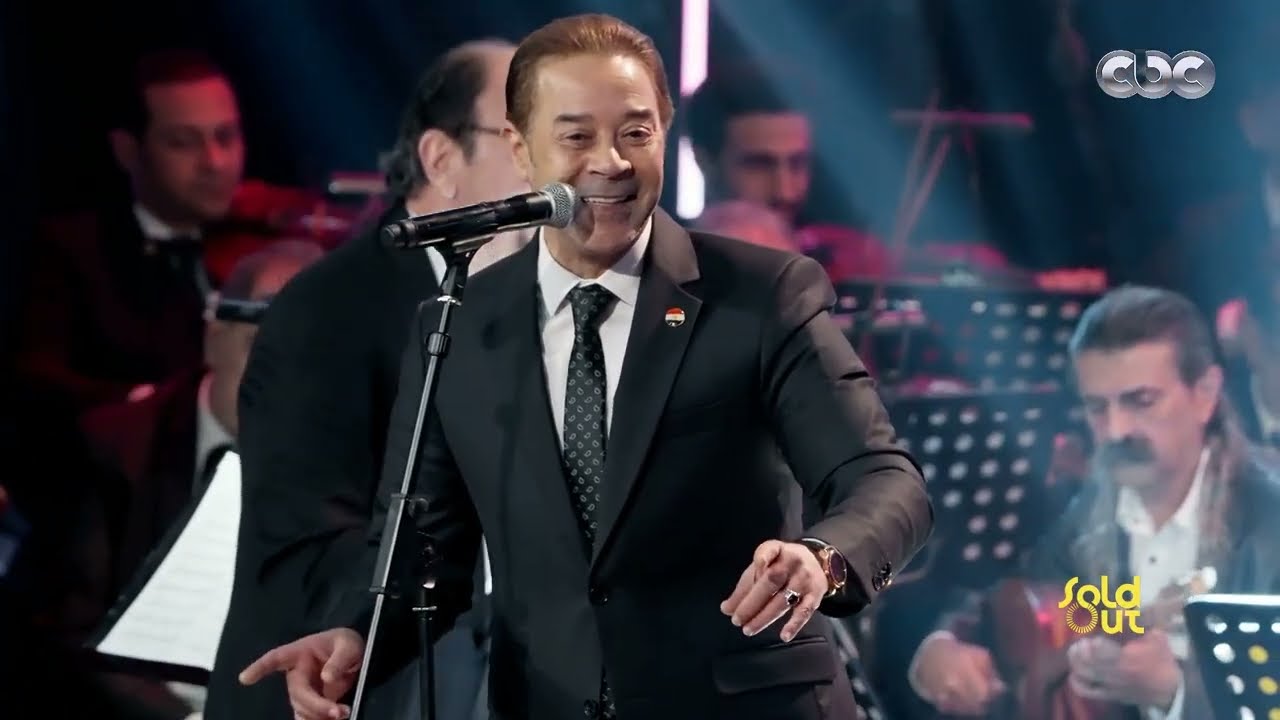مدحت صالح هياخدك لعالم تاني بأغنية 