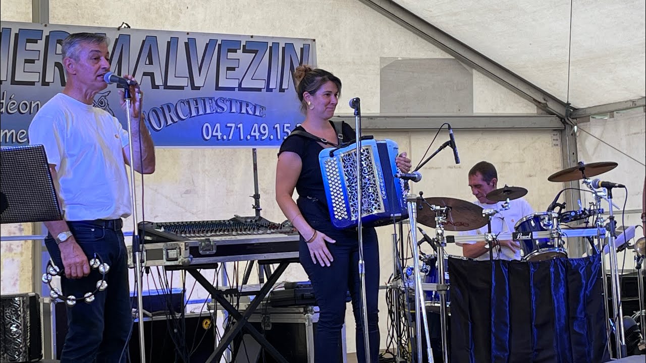 Céline Cournil à l’accordéon  « Bruyères corréziennes »« Mon Aveyron »Jouels (12) 