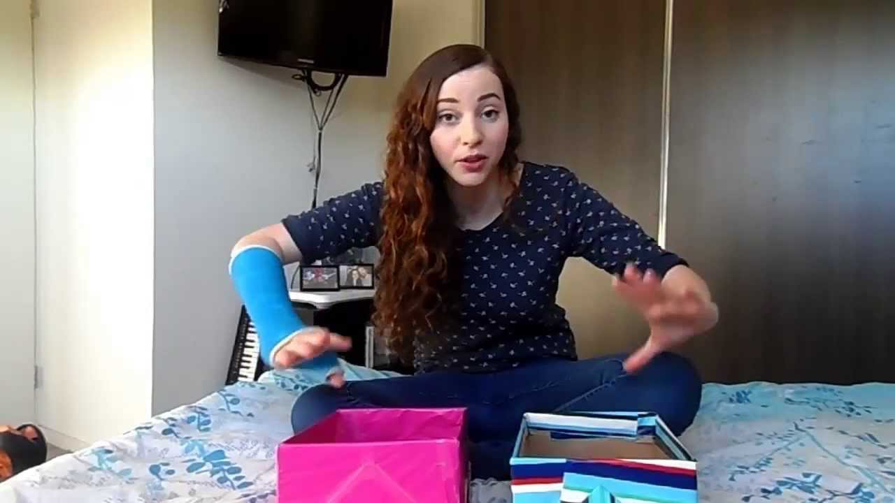 How to: Operation Christmas Child Boxes on a Budget.