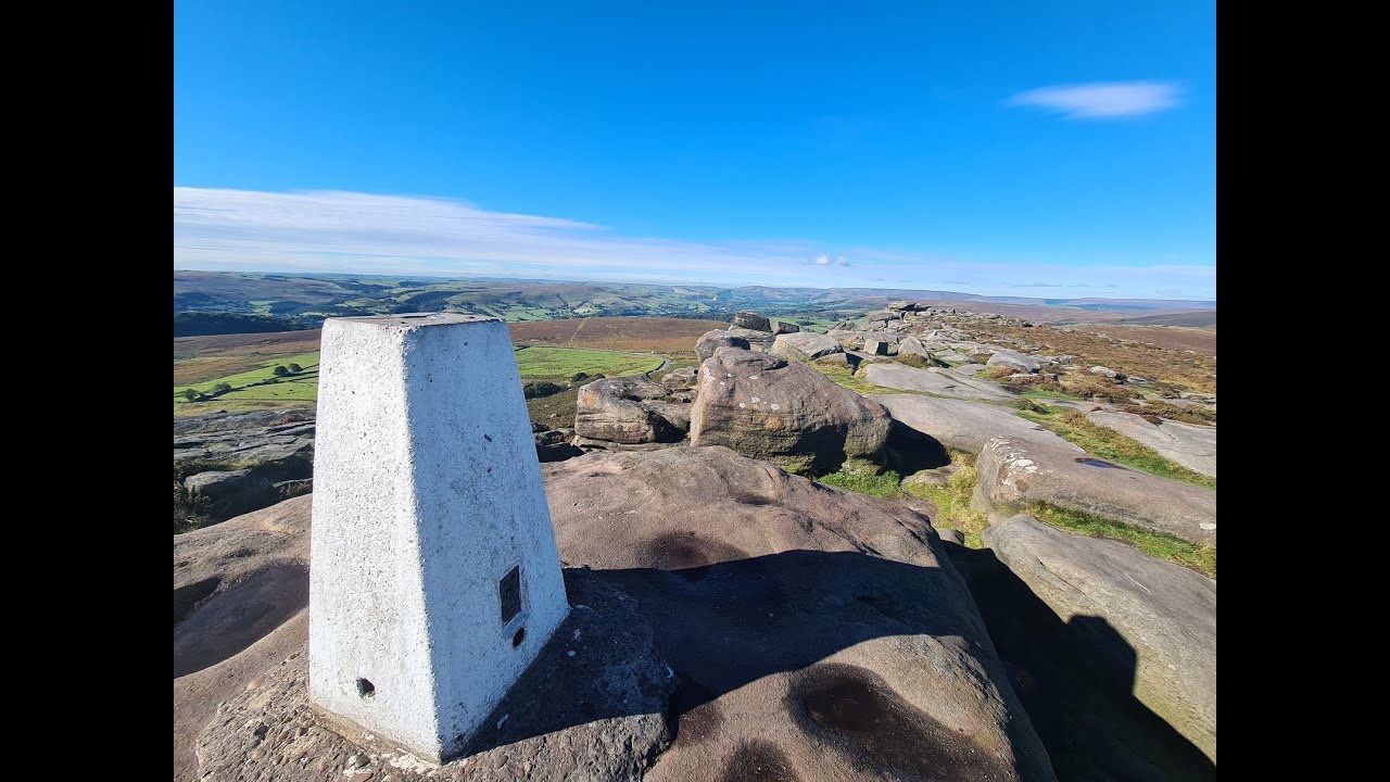 Stanage Trig to Trig & Exploring Robin Hoods Cave