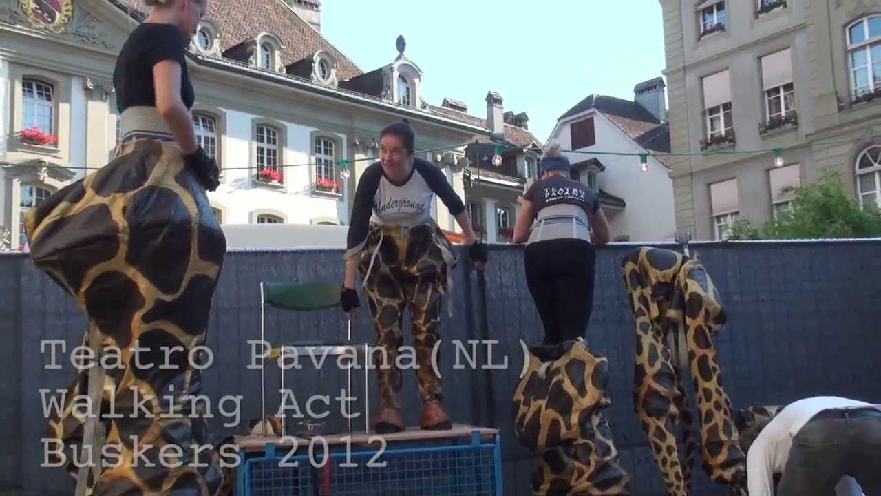 Buskers Bern 2012 Teatro Pavana NL - Walking Act