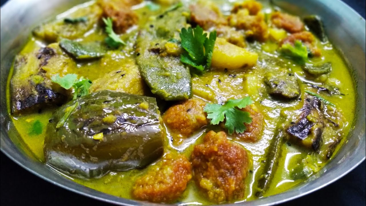 শীতকালে এই রকম নিরামিষ একটা পদ দিয়ে গরম গরম ভাত খেয়ে দেখুন /sim aloo diea vegetarian recipe