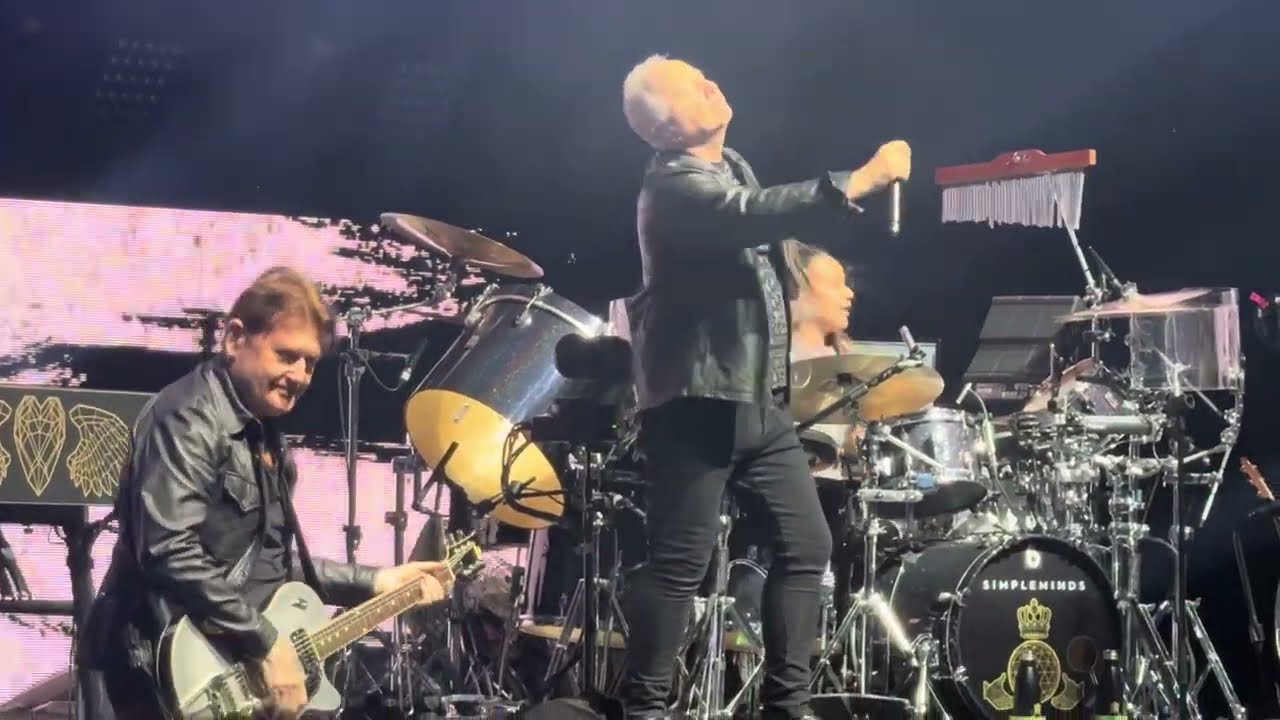 Simple Minds - Sanctify Yourself (live in Mansfield, MA 6/15/25)