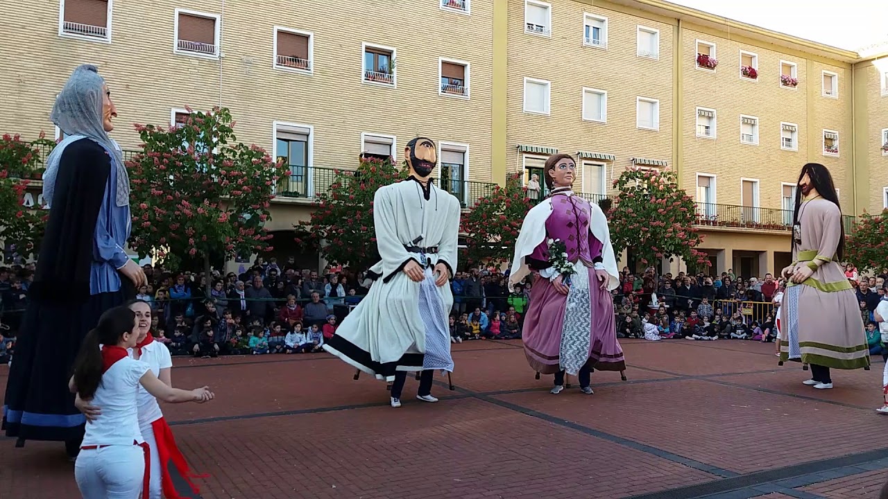 Despedida gigantes de la Txantrea 2019 (2/4)