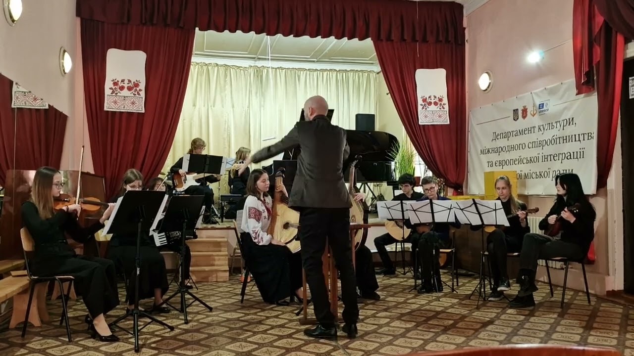 Алан Сільвестрі «Forrest Gump», Зразковий оркестр 