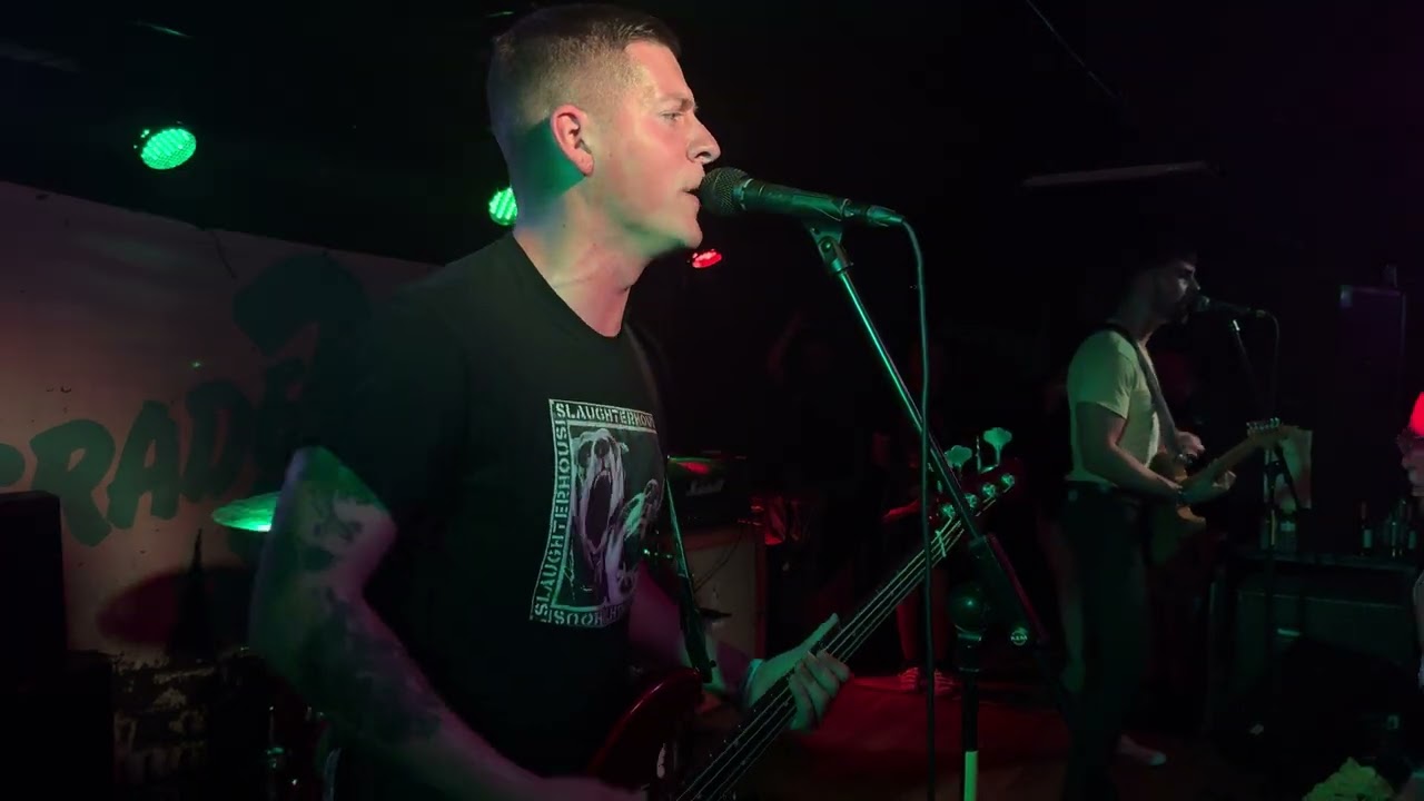 GRADE 2 - Hanging On To You - Benidorm PUNK Weekender 2025
