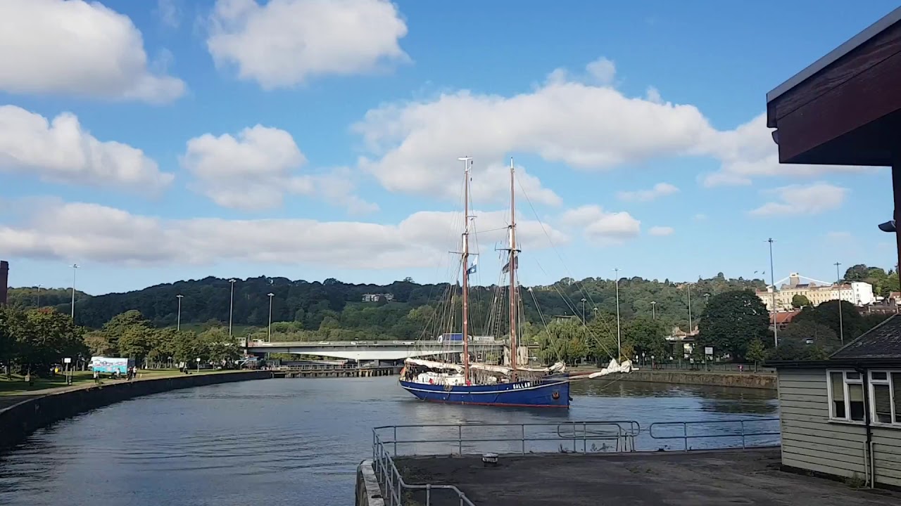 Sail cargo ship de Gallant arrives in Bristol