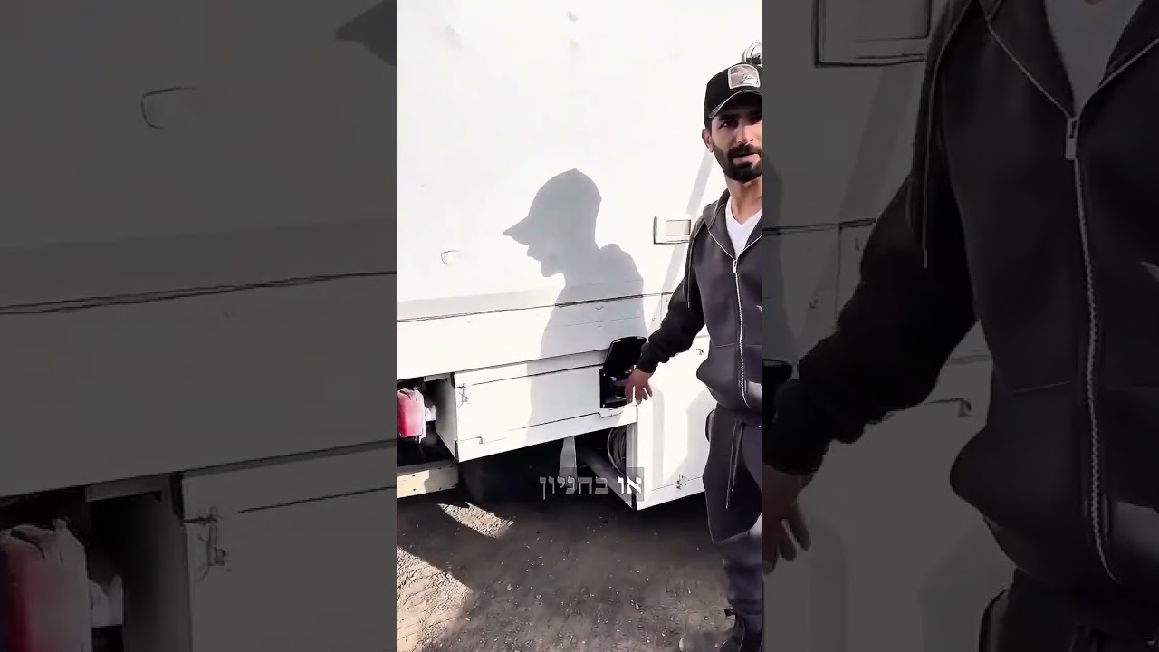 משאית מגורים יוקרתית למכירה